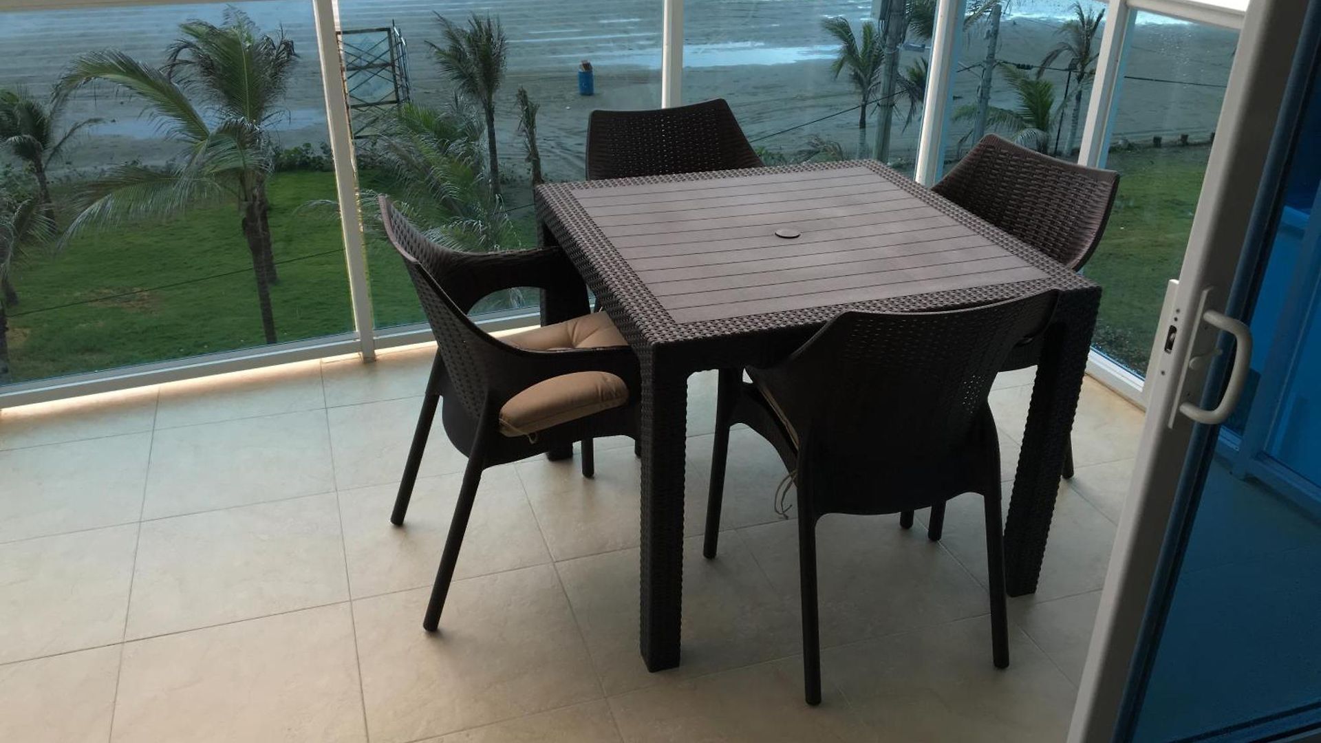 Front Apartamento *